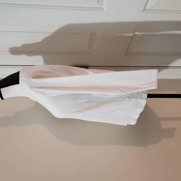 Croft&Barrow White Long Sleeve Classic Tee - Picture 3 of 5